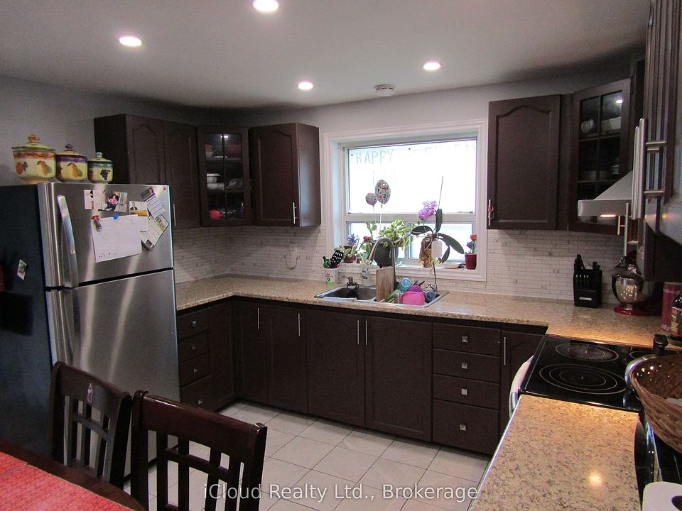 1st image of 170 Troiless St