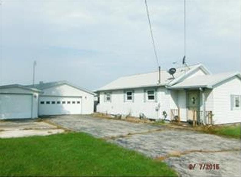 2nd image of 1788 S Huron Rd