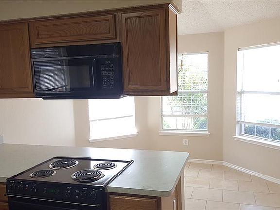 5th image of 8704 Limestone Dr