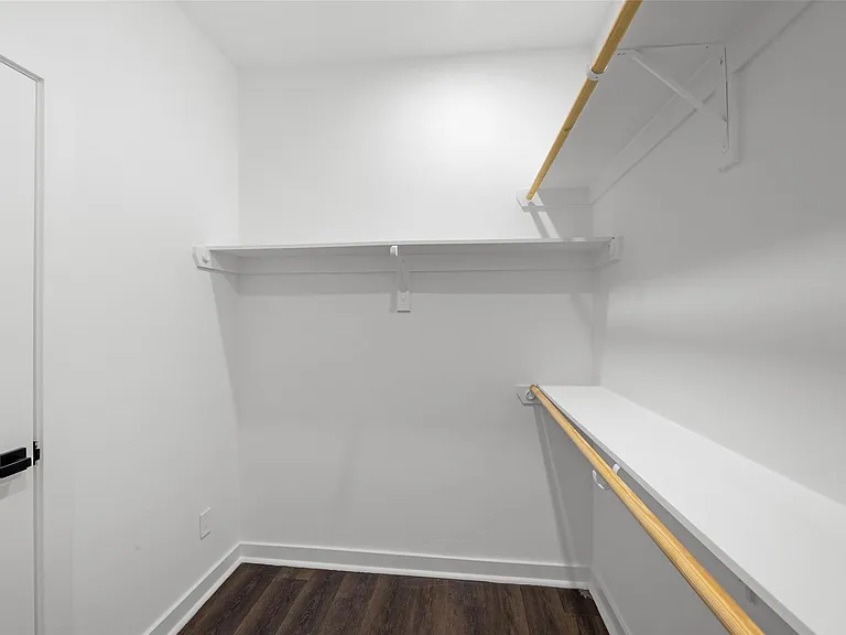 7430 Avenue E — Photo 32