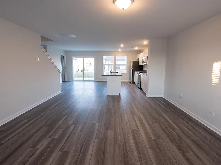 3024 Hallsdale Dr — Photo 5