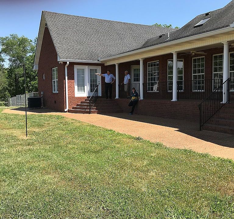 2nd image of 4282 Shores Rd