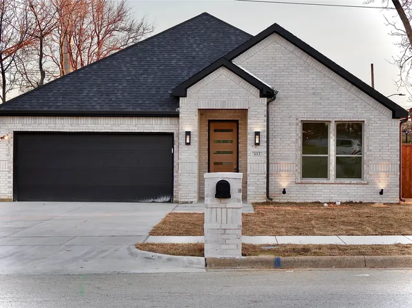 612 W Lovers Ln, Arlington, TX 76010