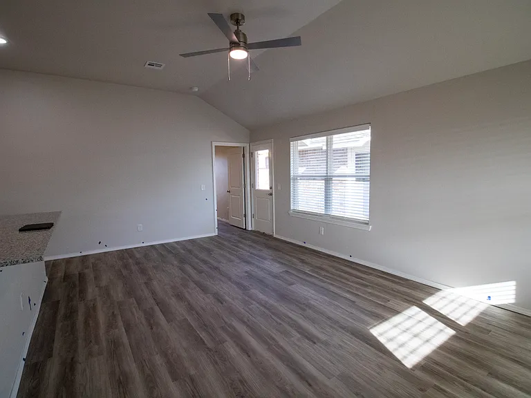 Enclave Estates — Photo 28