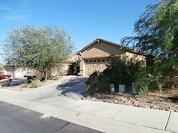 2nd image of 447 W Chardin Dr