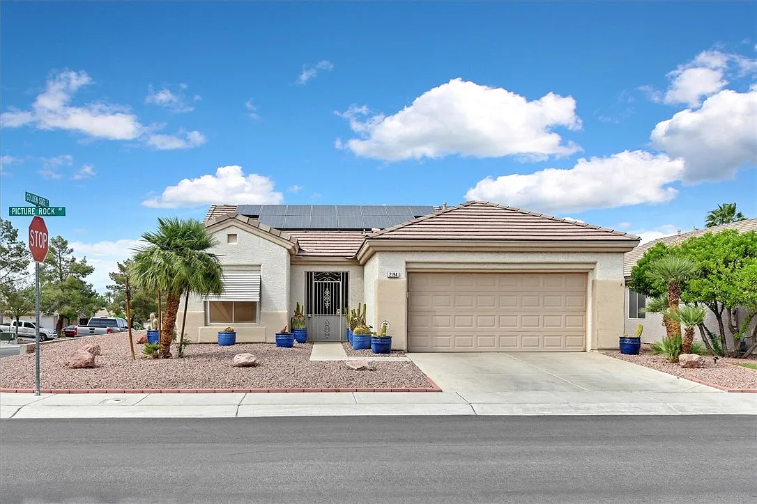 2 bed, 2.0 bath, 1418 sqft, $2,300 — Photo 1