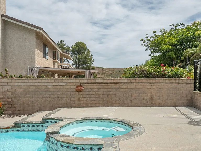 3577 Radcliffe Rd — Photo 30