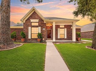 6123 Old Farmhouse Ln, Katy, TX 77449