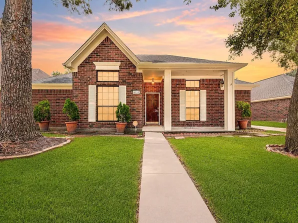 6123 Old Farmhouse Ln, Katy, TX 77449