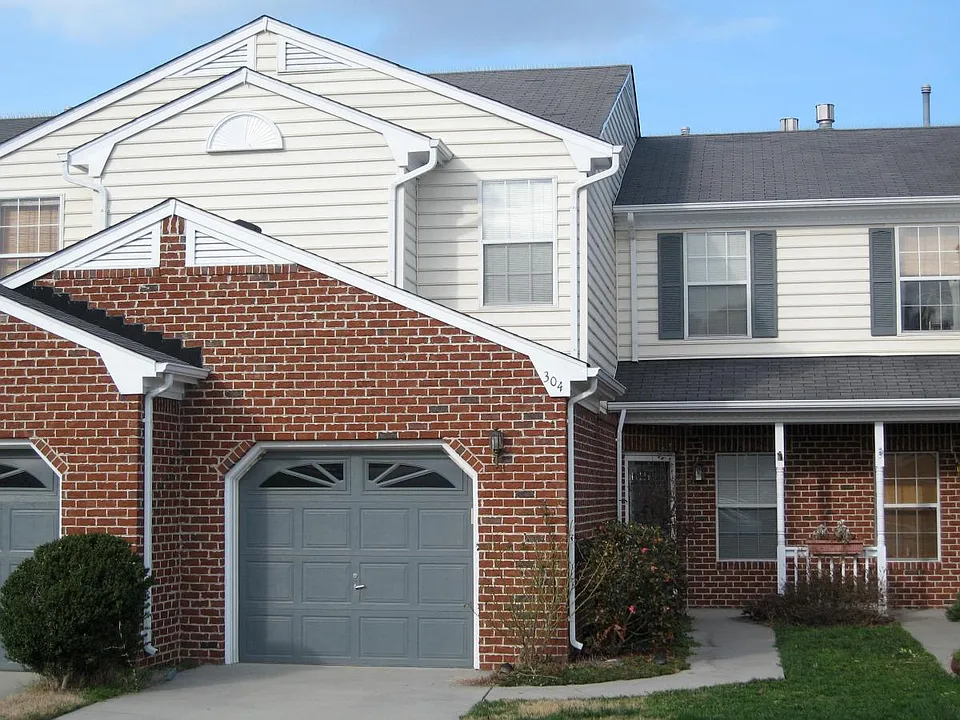 304 Linden Ct