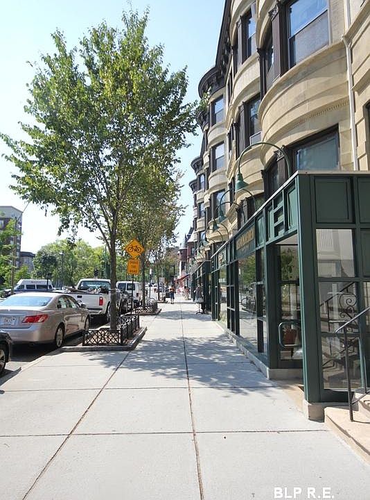 2nd image of 1386 Beacon St APT 011