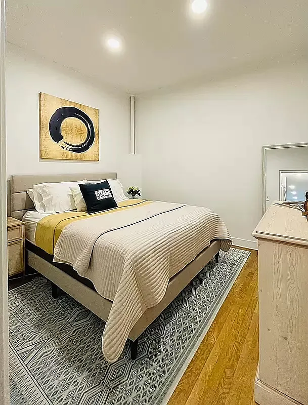 Building Photo - 343 E 51st St #2D
