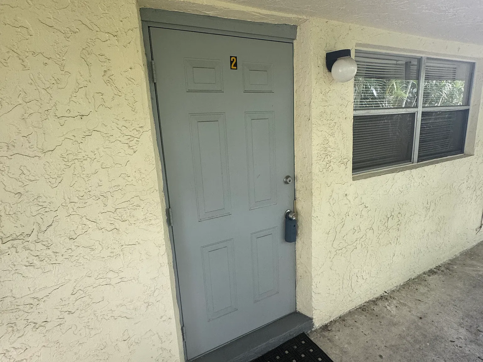 2 bed, 1100 sqft, $1,800 — Photo 3
