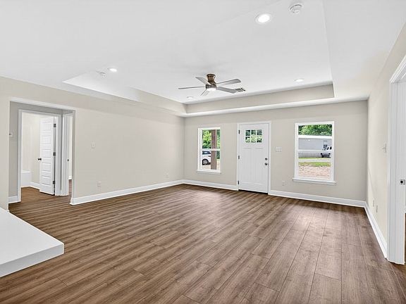 4th image of 27 Dusty Rd