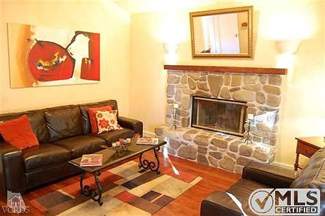 4th image of 244 El Conejo Dr