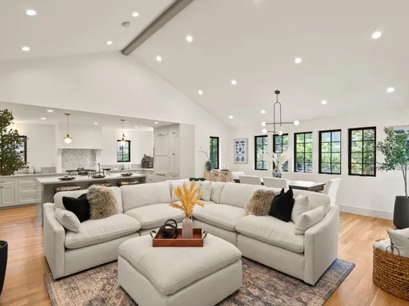 971 Thornton Way, San Jose, CA 95128