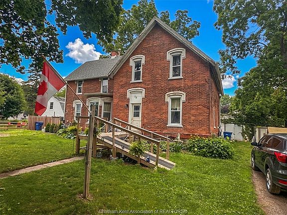 3rd image of 17 Jane St #15