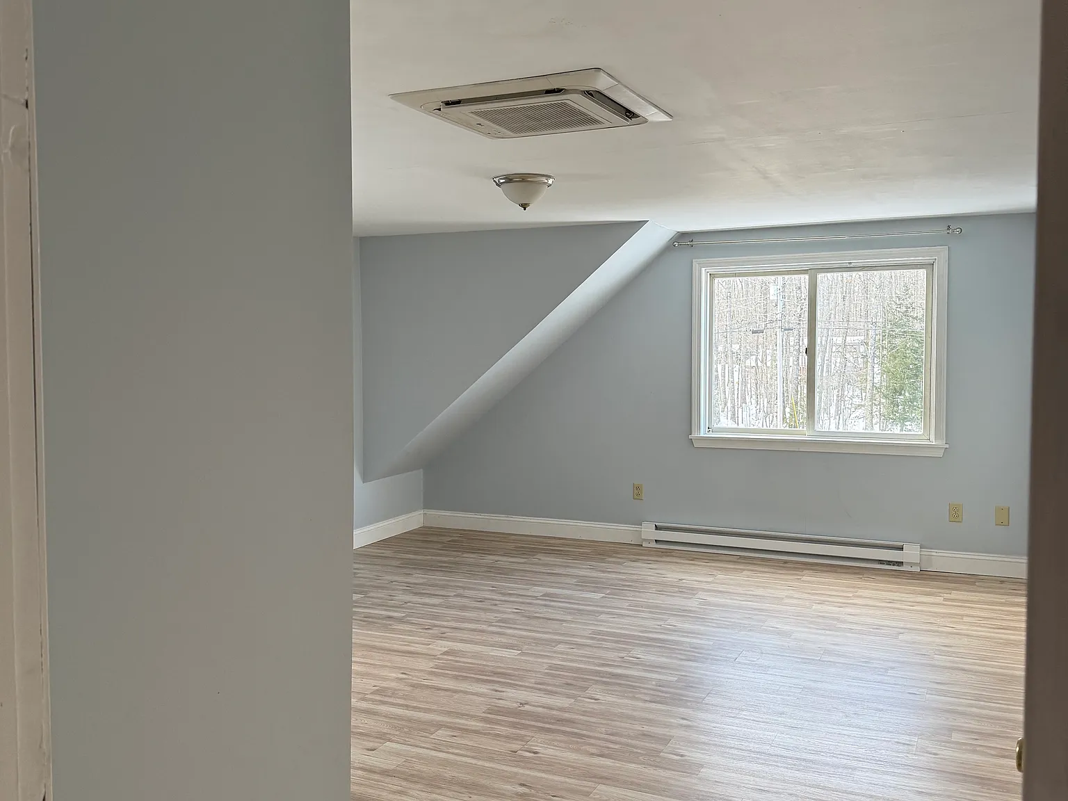 2 bed, $1,700 — Photo 4