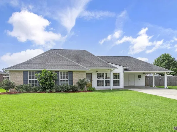 43230 Lake Terrace Dr, Gonzales, LA 70737