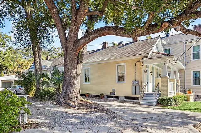 4169 Dumaine St — Photo 3