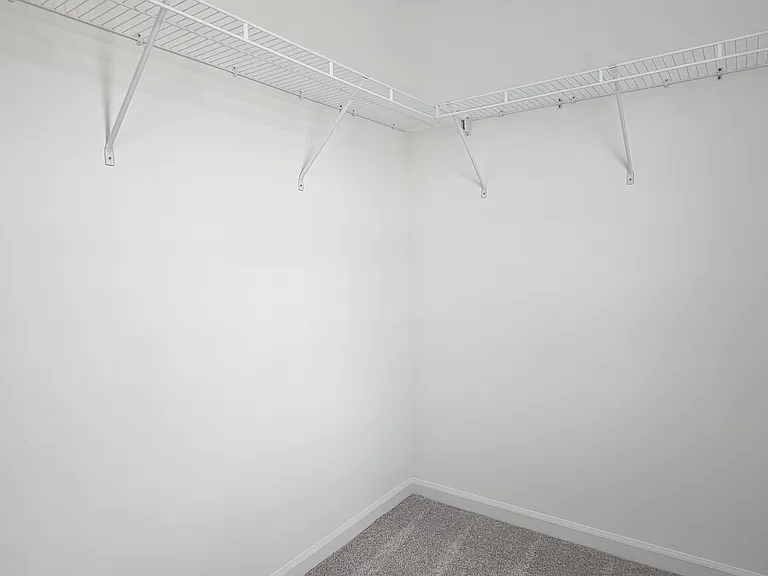 430 Rowe Way — Photo 19