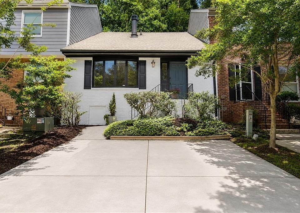 1st image of 1435 Twin Branches Cir SE