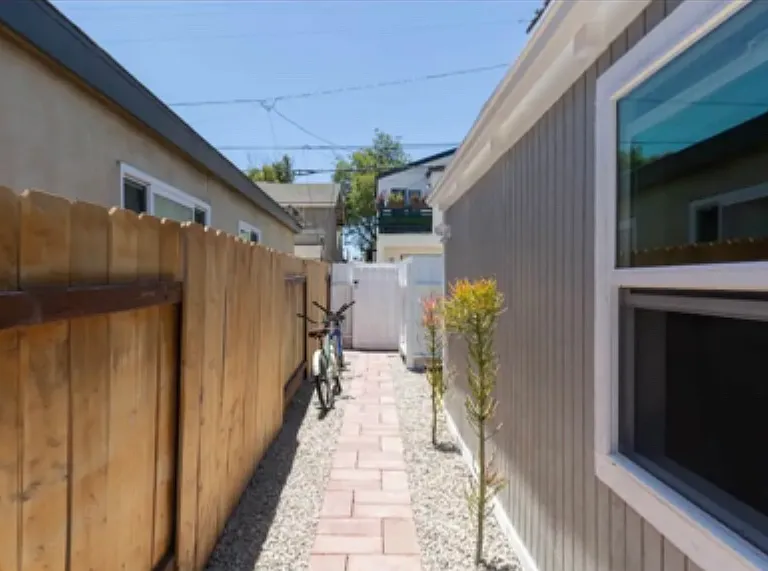 3978 Lamont St #A — Photo 10