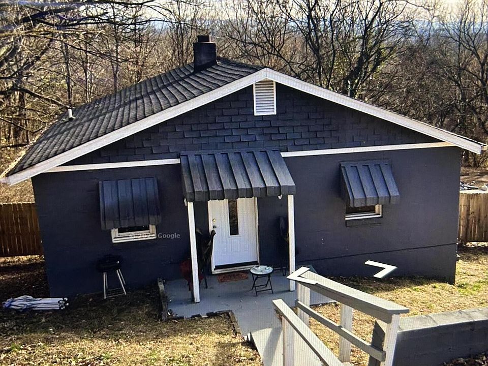 1st image of 4230 Skyline Dr
