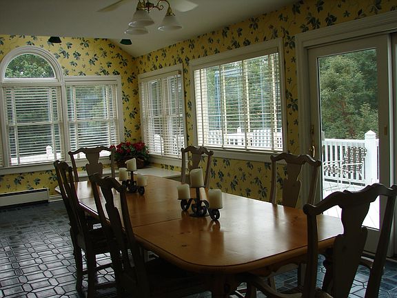 Breakfast Room