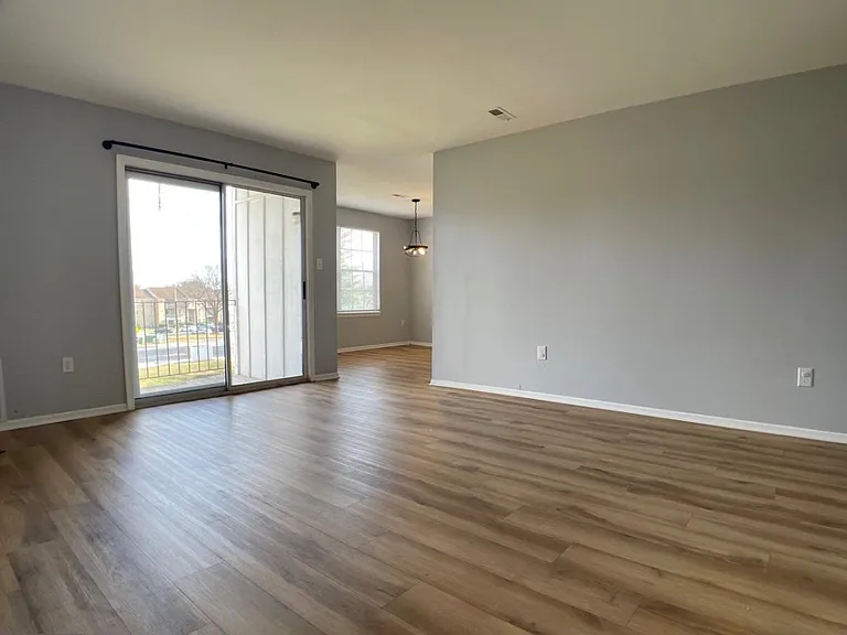 1401 Key Pkwy #1-204 — Photo 5