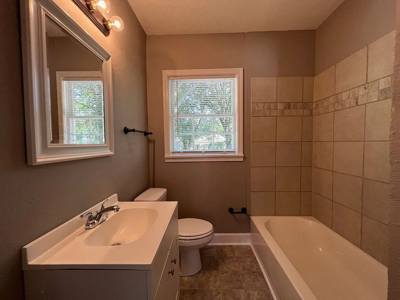3420 Chapel Rd — Photo 3