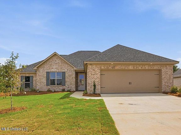 3rd image of 346 Brookfield Cir