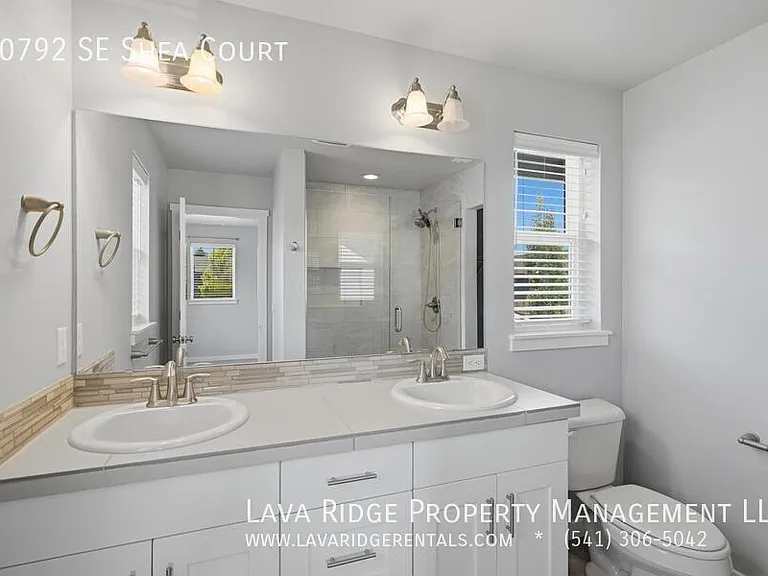 20792 SE Shea Ct — Photo 31