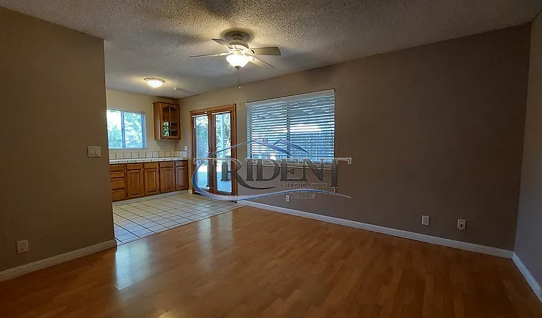 1744 Greengate St — Photo 19