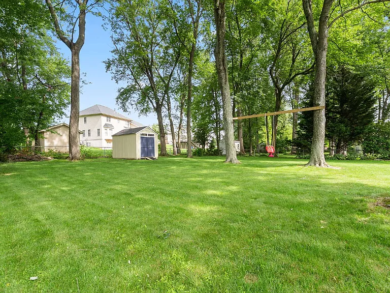 5208 Lindsay St — Photo 32