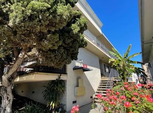 1426 S Barrington Ave #9, Los Angeles, CA 90025
