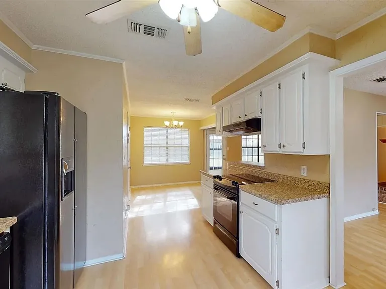 6204 Polly Dr — Photo 11