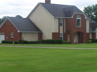 105 Pebble Beach Dr, Eufaula, AL 36027