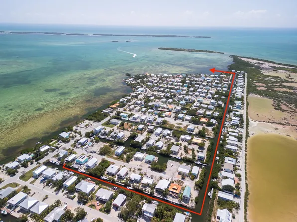 27439 Jamaica Ln, Ramrod Key, FL 33042