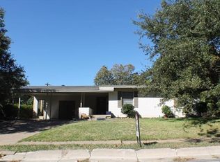 3504 Cromart St, Fort Worth, TX 76133