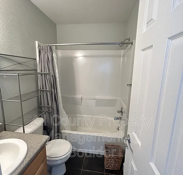 1405 S Broadway #310 — Photo 8