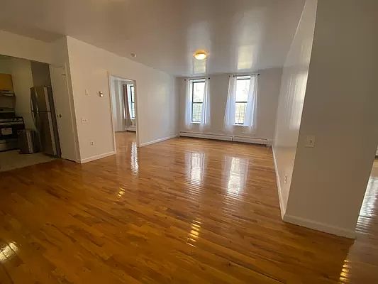 3rd image of 206 W 148th St APT 5E