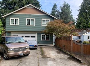 2014 NE 105th St, Seattle, WA 98125