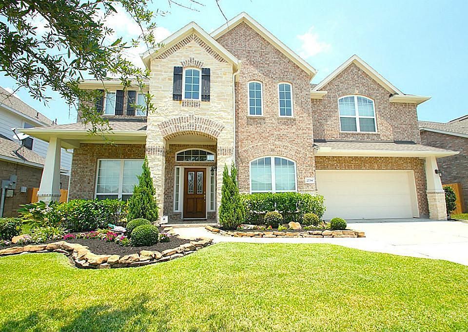 1st image of 2734 Terranova Ln