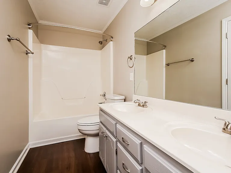 1179 Everton Dr — Photo 13
