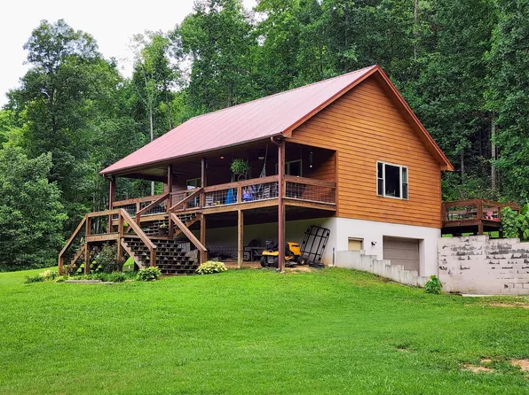 2086 State Route 399, Palmer, TN 37365