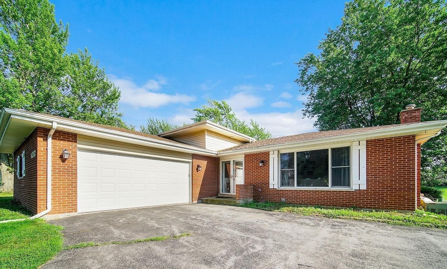 4217 Glen Oaks Dr, Crown Point, IN 46307 Zillow