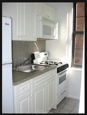 Rented by City Connections Realty | media 30