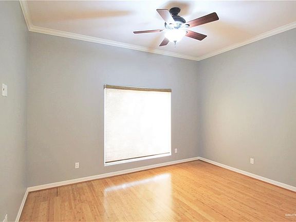 4th image of 1734 Inez Ave