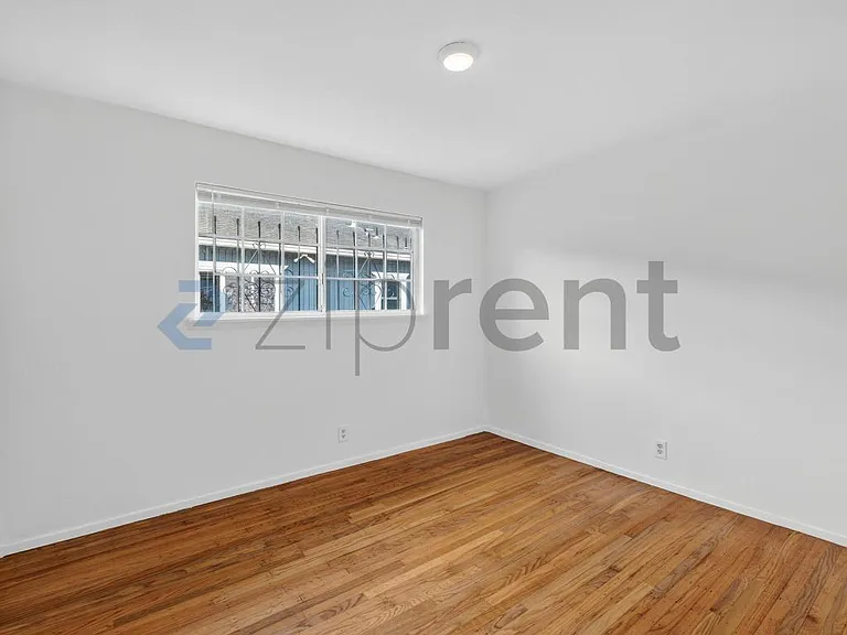 365 S 38th St — Photo 20